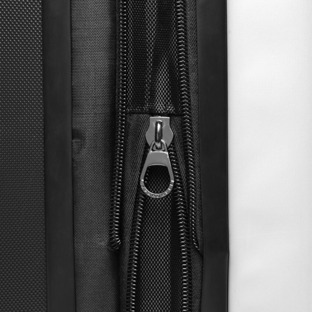 Suitcase - Image 18